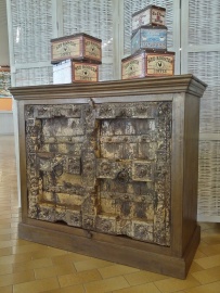 Credenza Old